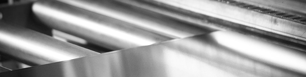 Our vinyl protection services ensures you receive your stainless steel sheets in prime condition.